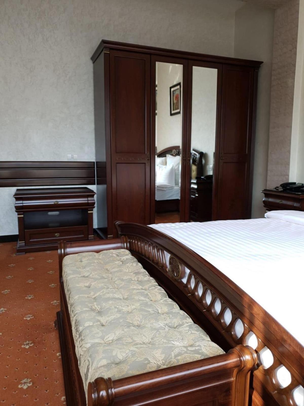 Hotel Bacsoridana Tecuci 외부 사진
