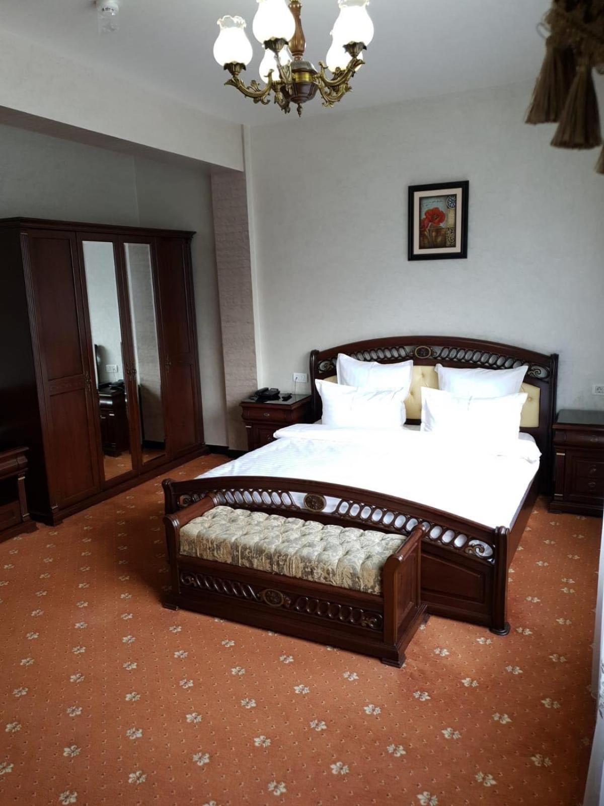 Hotel Bacsoridana Tecuci 외부 사진